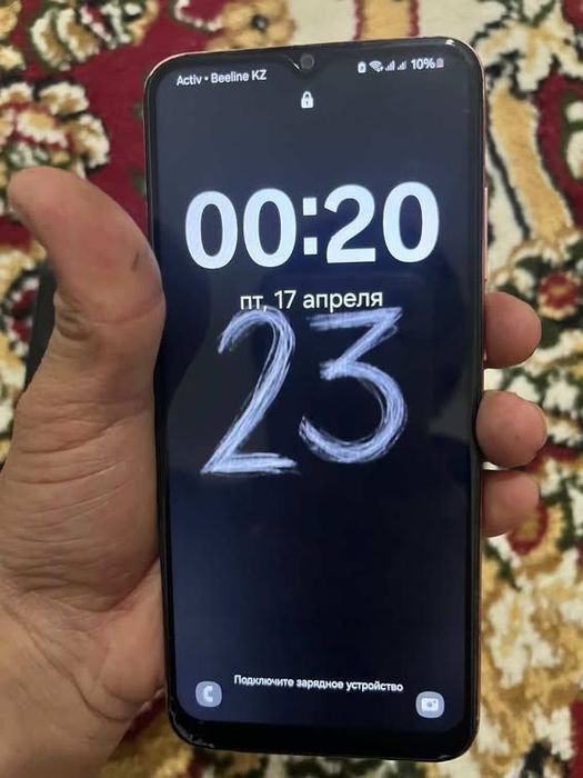 Самсунг 04е айфон 7+