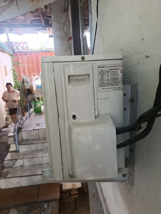Продаю кондиционер GREE 9 рабочий