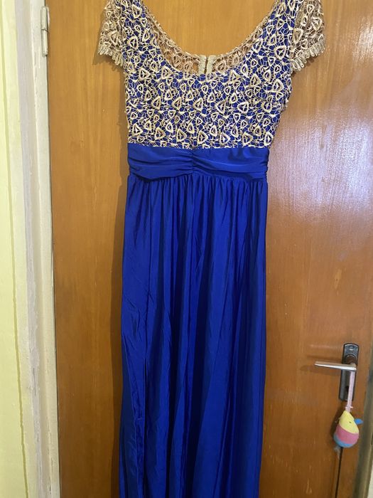 Rochie lunga de ocazie , marime universala 50 lei