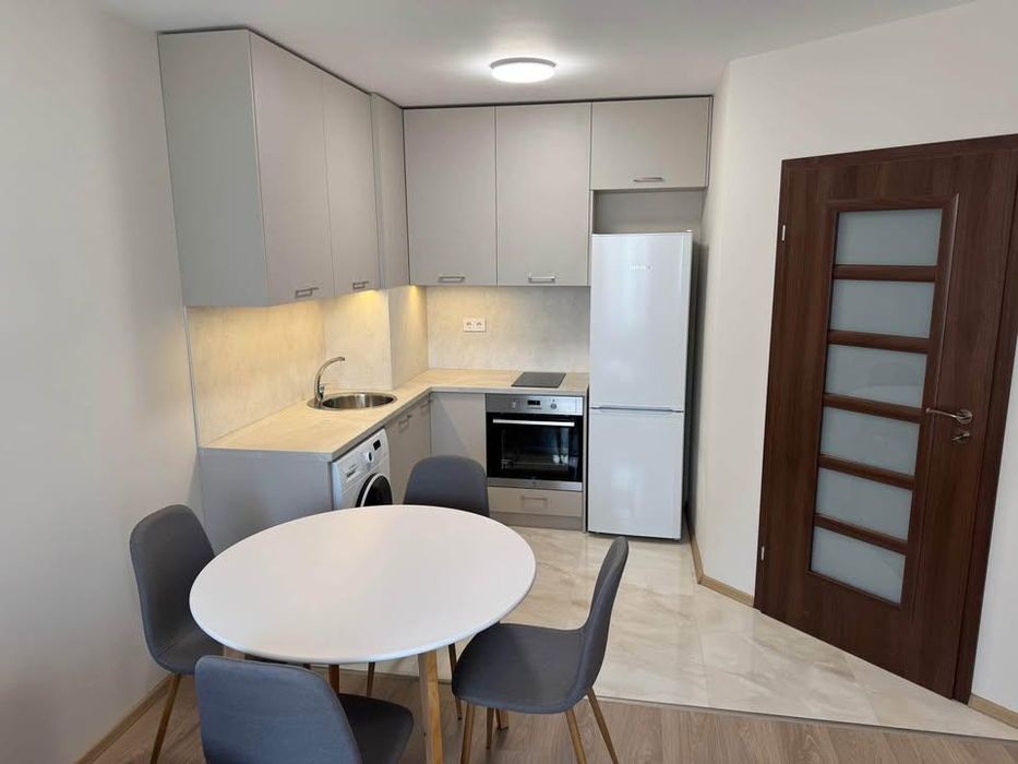 Дава се под наем Двустаен апартамент в София, Малинова долина - 63 кв.м за 650 € - Снимка #2