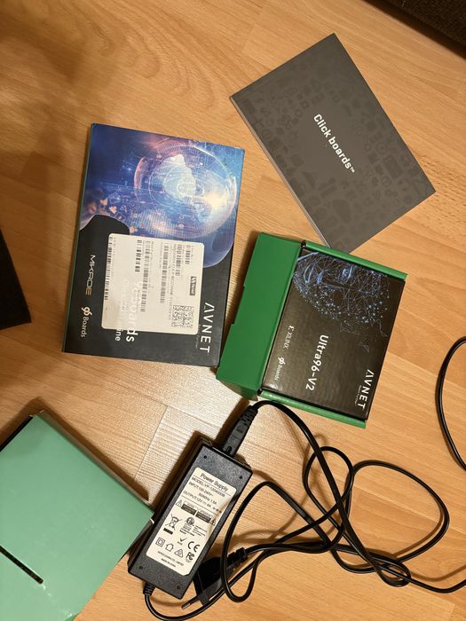 FPGA Avnet Ultra96-v2 plus 96Boards click starter kit