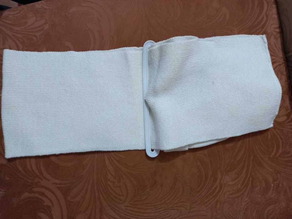 Новый  набор шарф и шапочка Hello Kitty