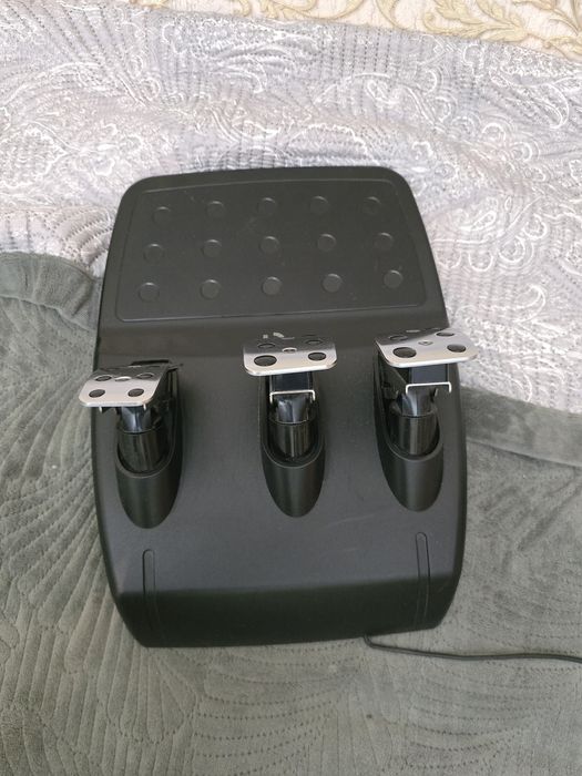 Игровой руль Logitech g923 trueforce