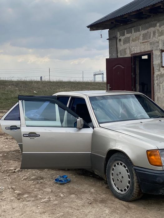 Продам Mercedes 230