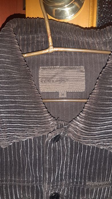 Продаю вельветовый  пиджак