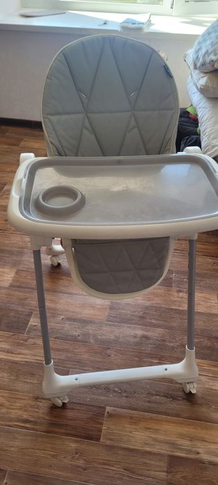 Продам стульчик для кормления