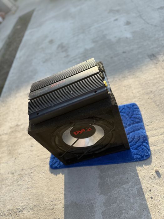 Subwoofer auto pyle + statie intersonic mx 430
