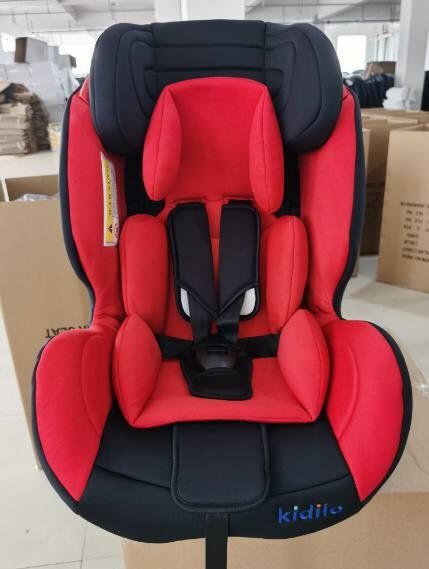 Универсальное детское автокресло с рождения до 8 лет