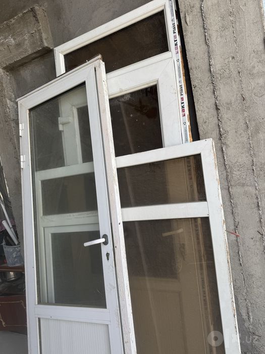 plastik eshik va rom