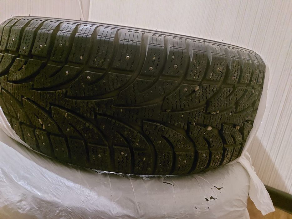 Продам зимние шины