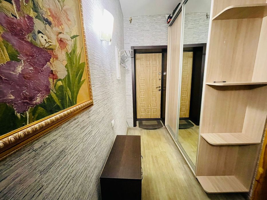 Сдам 2х комн квартиру в районе Императора