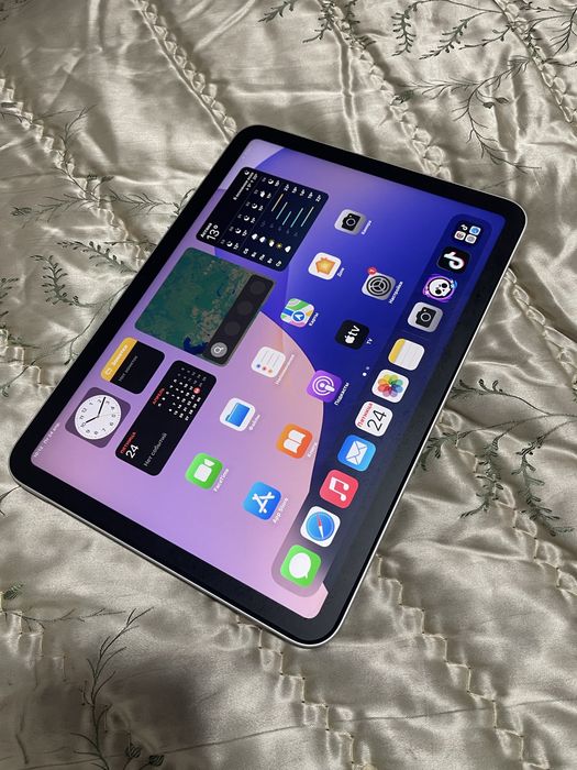 Ipad a16 с гарантией 128