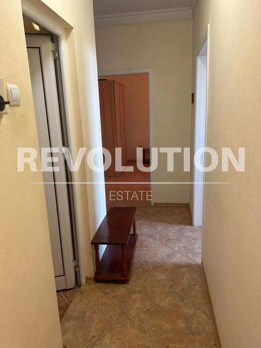 Дава се под наем Тристаен апартамент в Пловдив, Център - 65 кв.м за 475 € - Снимка #8