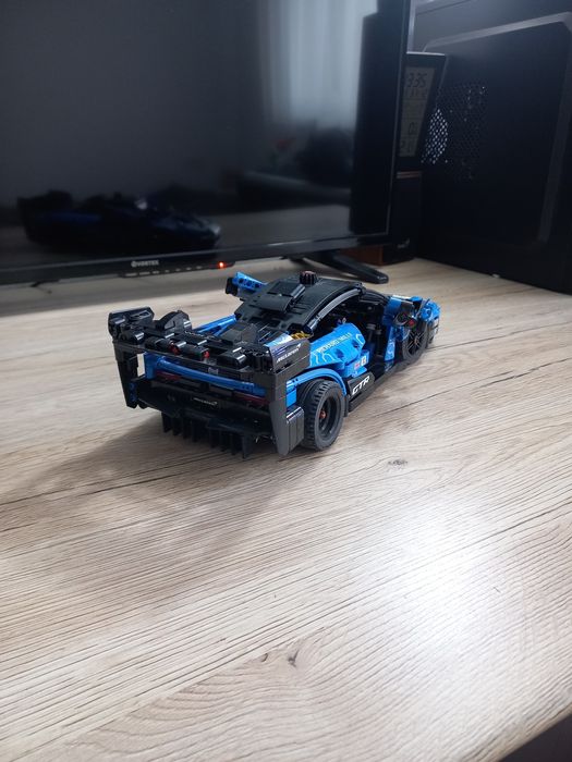 Lego Technic original McLaren Senna (42123)
