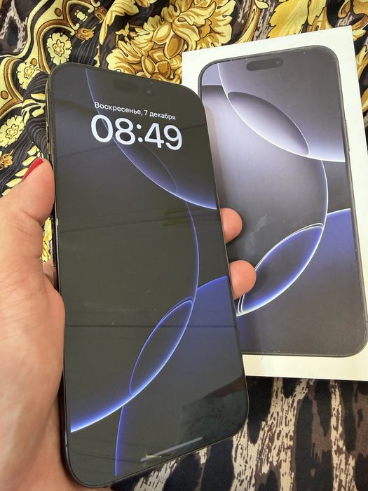 Iphone 16 pro MAX 256 sim в подарок airpods 3