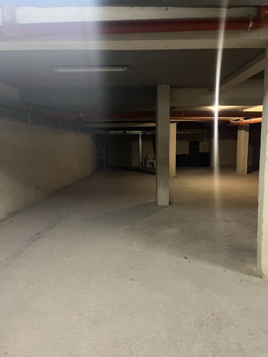 Дава се под наем Гараж / Паркомясто в Варна, Цветен квартал - 16 кв.м за 102 € - Снимка #2