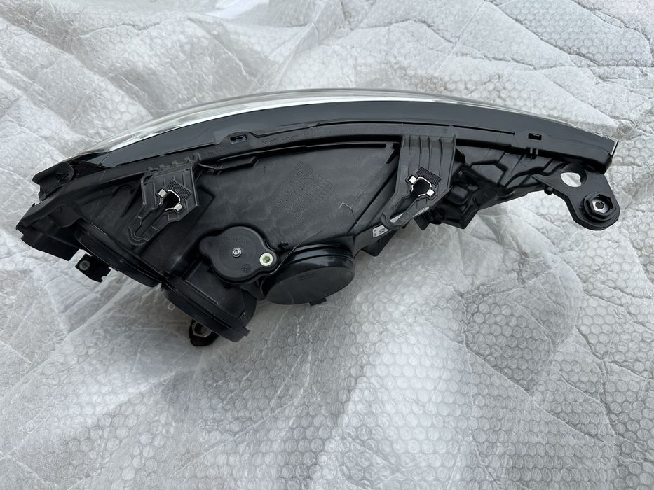 Far stânga audi a1.cod:82a941003.