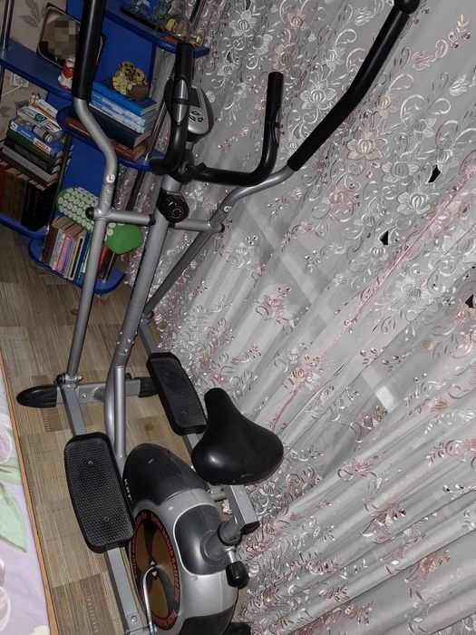 Продам тренажер-велосипед