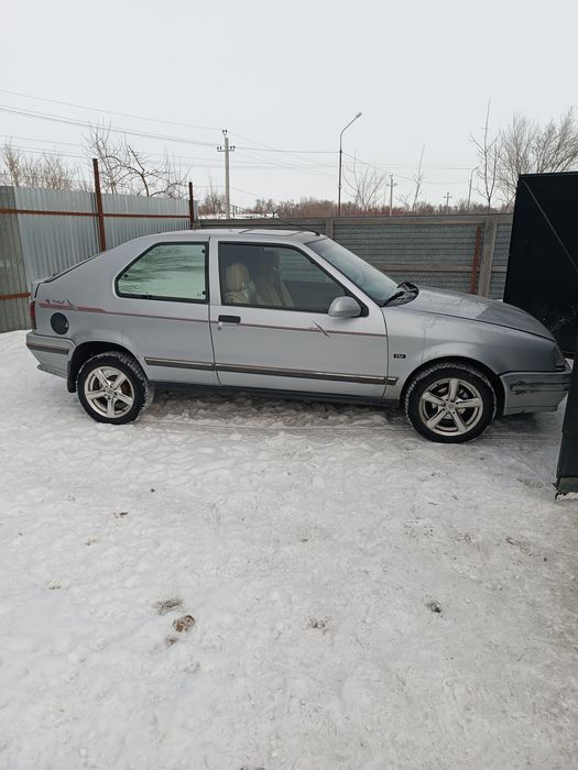 Рено 19 купе  продам