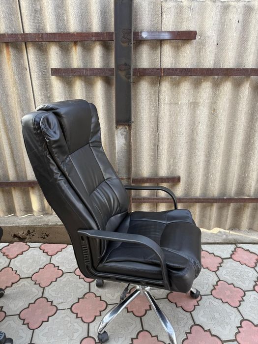 Офисные кресло от 10 тысяч