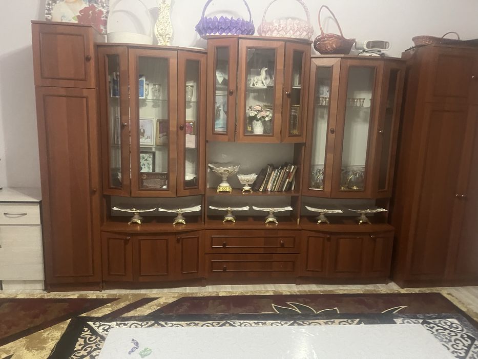 Продам стенка цена догавримся