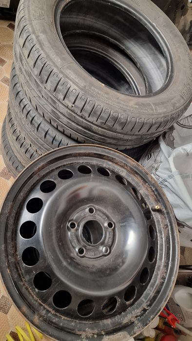 Джанти 5х105/16 и гуми 205/60R16 за Astra J