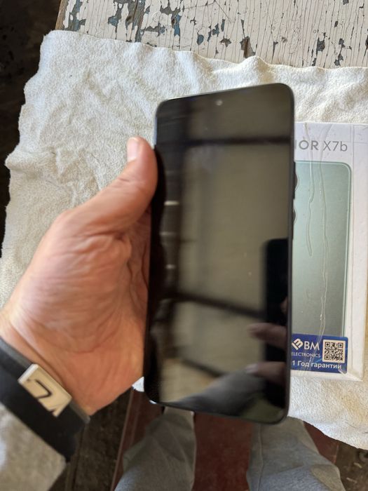 honor x7b pamit 6.256g  holati ideal karopka dak bor