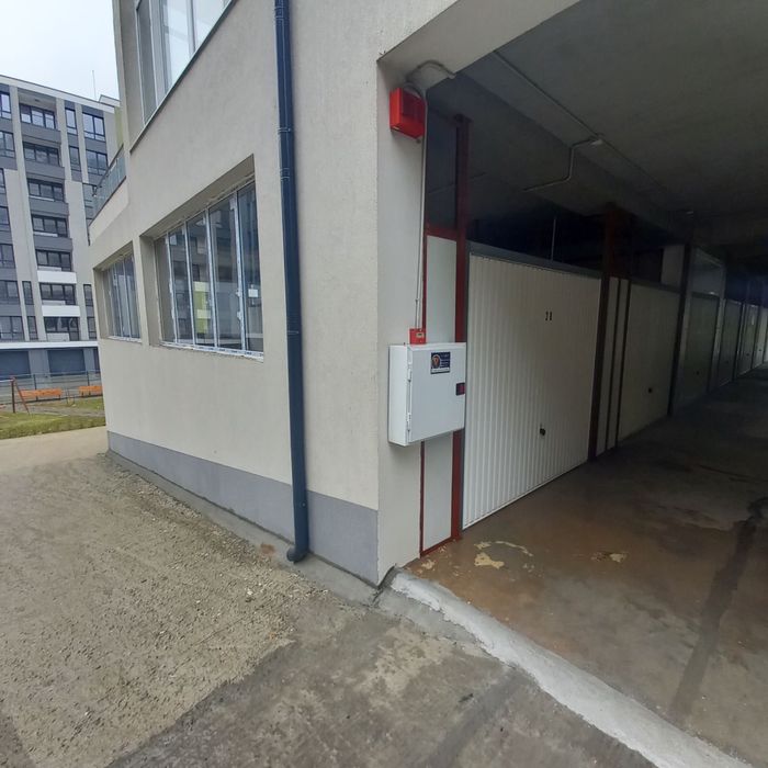 Дава се под наем Гараж / Паркомясто в Варна, Владислав Варненчик - 40 кв.м за 153 € - Снимка #2