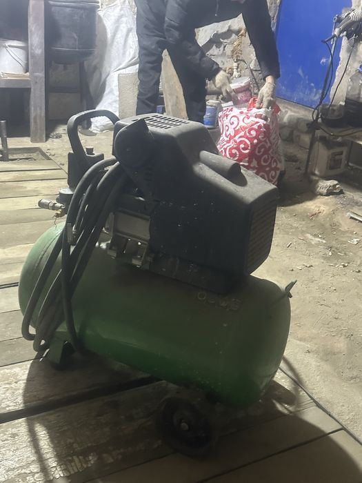 Компрессор 30000 тг