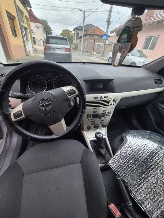 OPEL Astra 2008 — imagine 3