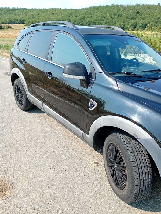 Vand sau schimb chevrolet captiva 2.0diesel,4×4 7 locuri