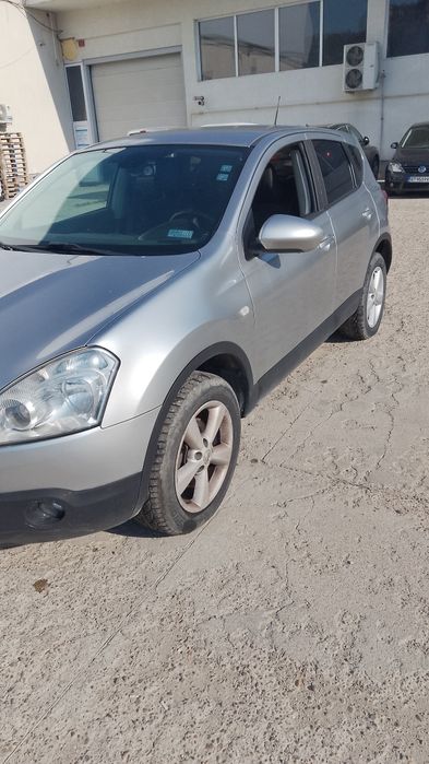 Nissan Qashqai на части