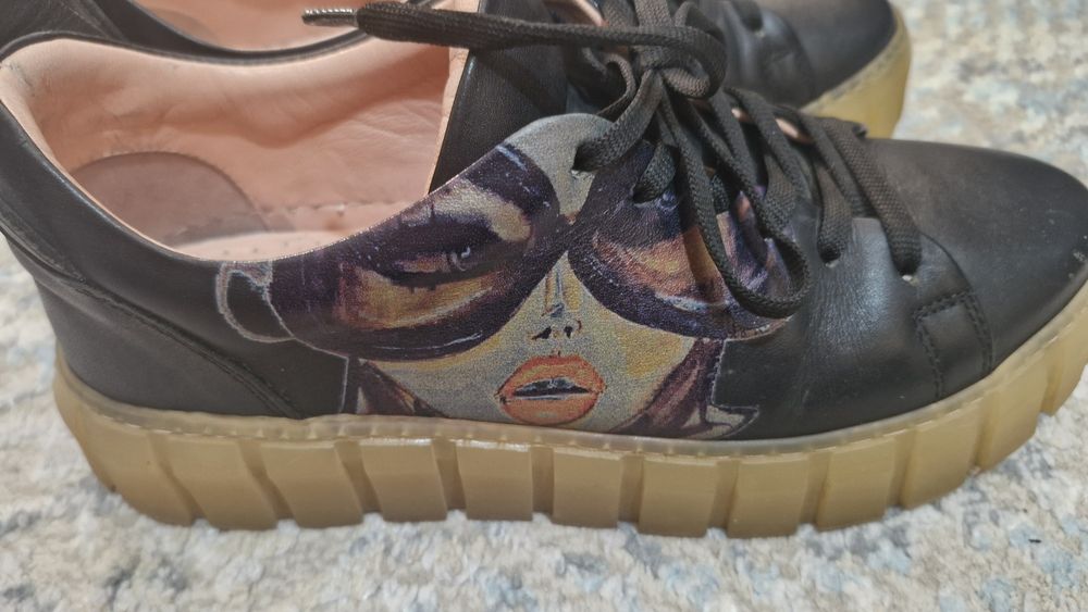 Дамски ежедневни обувки Pera Donna