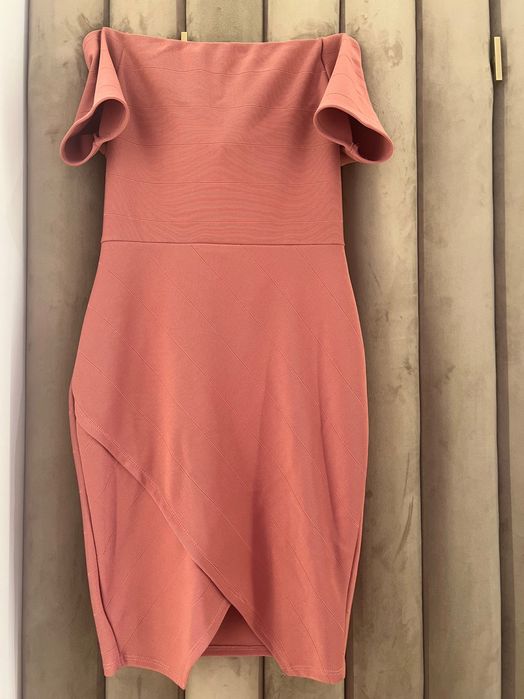 Rochie marimea S/M roz pudrat