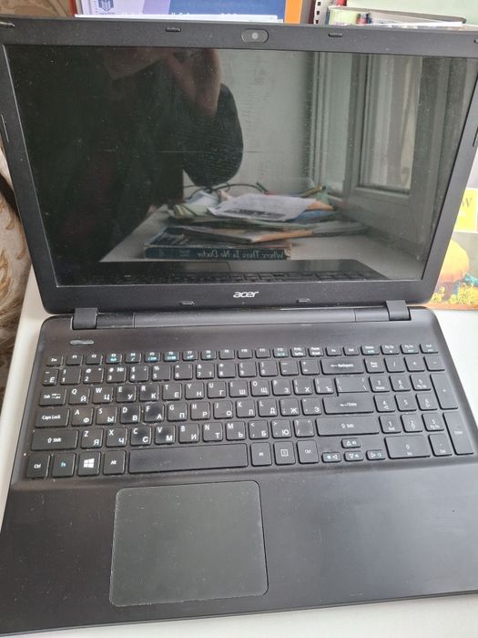 Компьютер acer с блоком питания