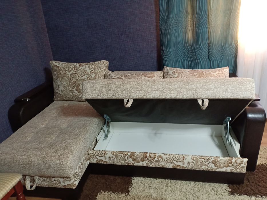 Диван-кровать, раскладушка