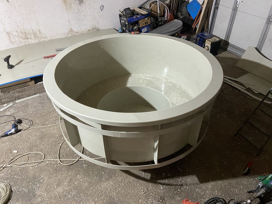 Piscina / ciubar