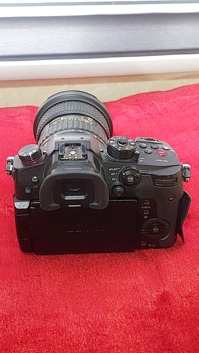 Panasonic lumix gh5s