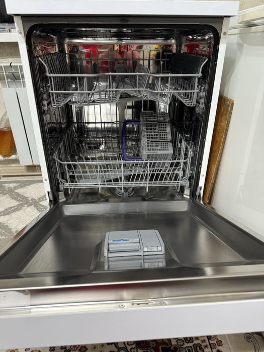 Продам посудомоечную машину!