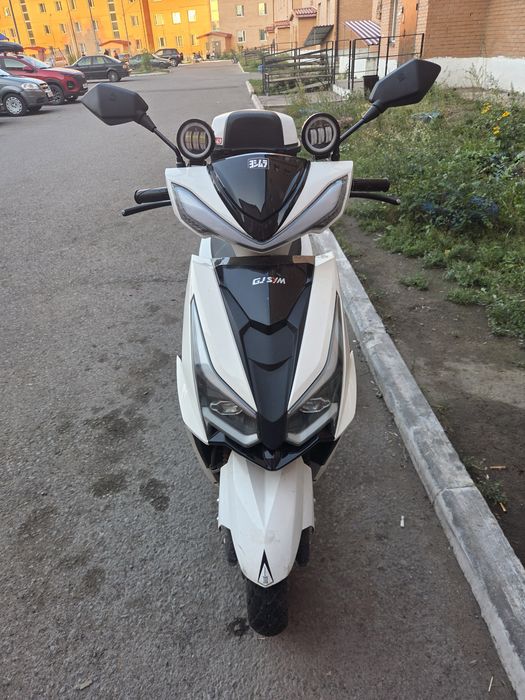 Продам скутер M10 (2023)