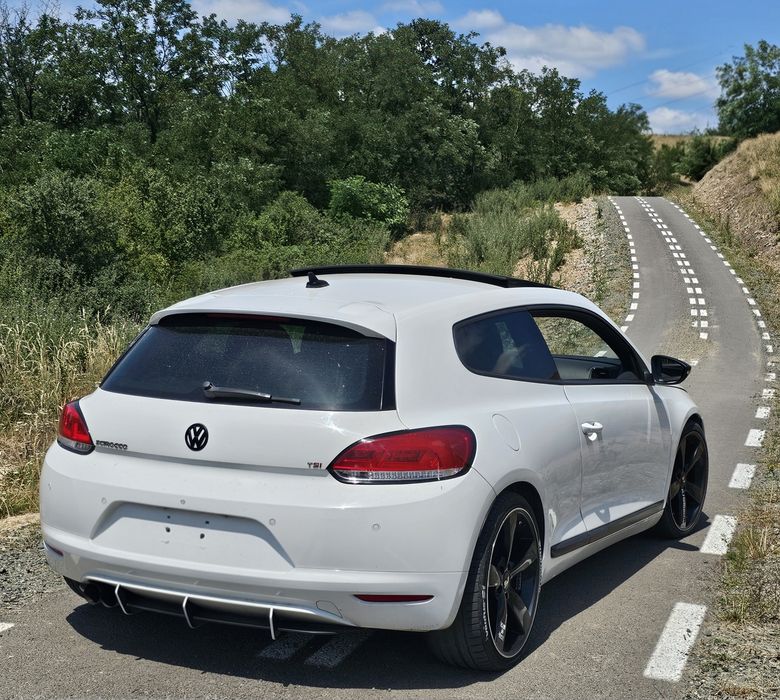 Scirocco euro 5 automat DSG 1.4TSI 160cp trapă xenon