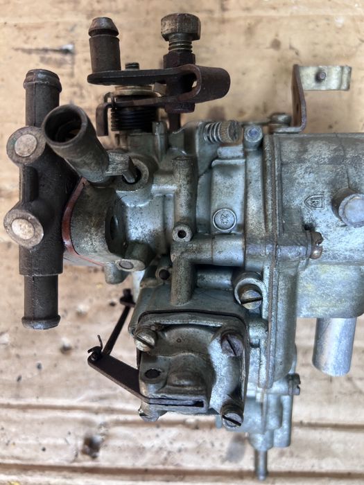 Vand carburatoare Dacia 1300/1400 noi sau sh