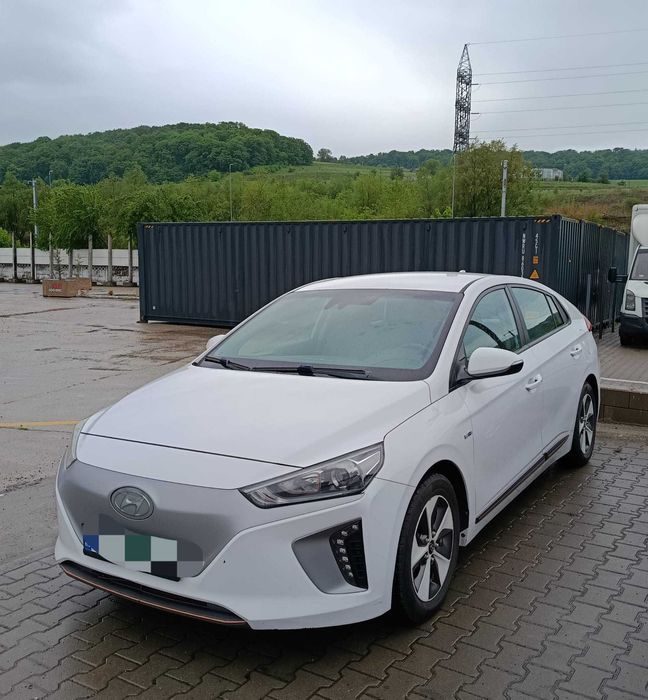 Inchiriez auto hybrid sau electric pentru Ride Sharing Bolt/ Uber