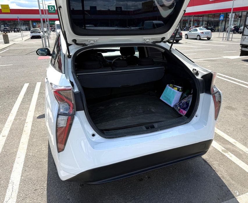 TOYOTA Prius 2017 — imagine 3
