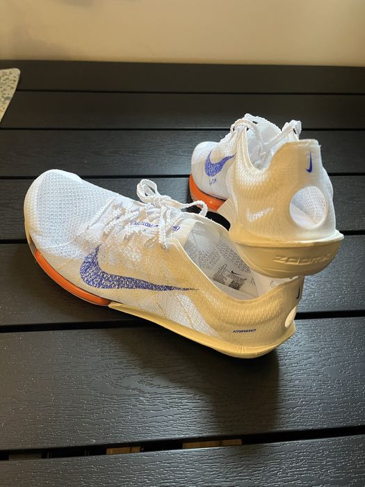 Vând Nike Air Zoom Victory 2  New