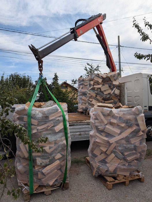 LEMNE DE FOC paletizat en-gross