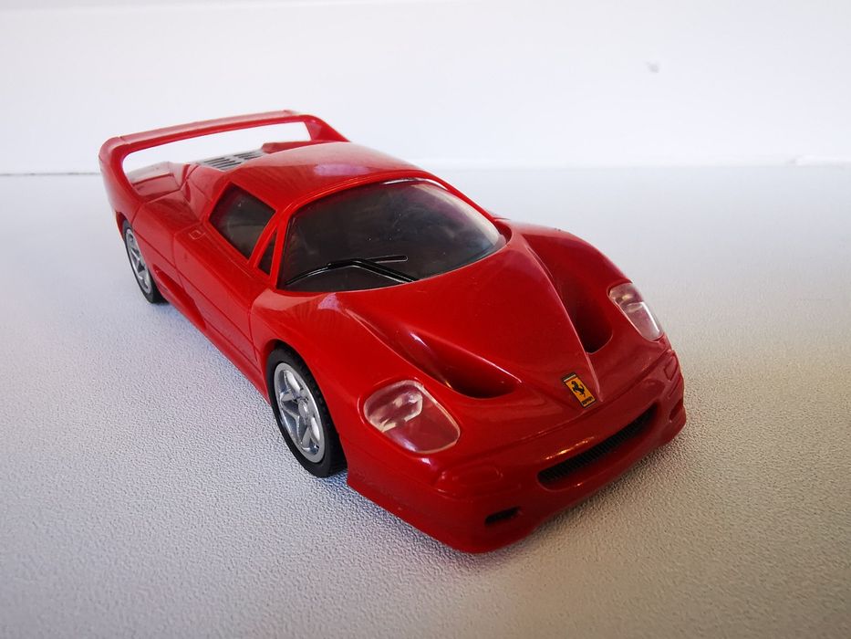 Masinuta Ferrarii Rosie /  Ferrarii Red edition