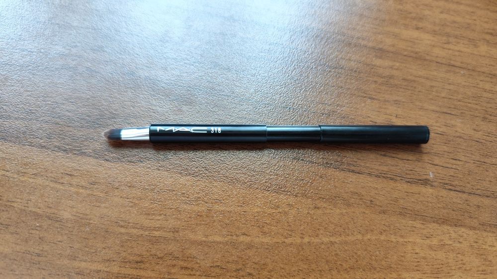 Четка за червило M.A.C