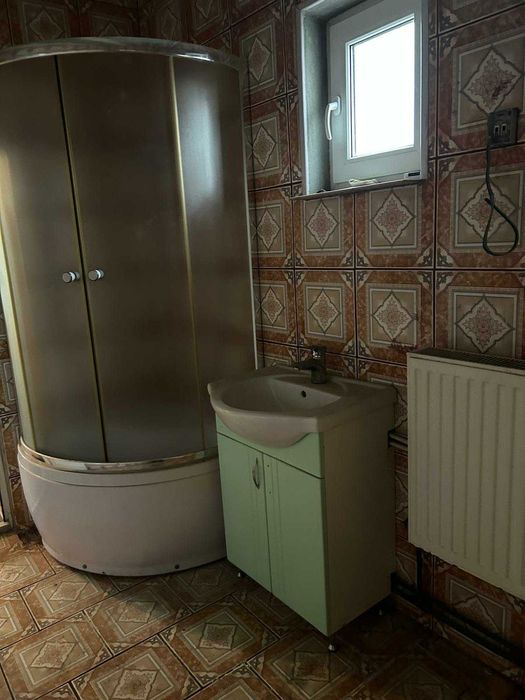 Casa 4 camere, Biharia