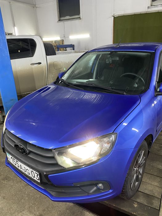 Продам машину лада гранта